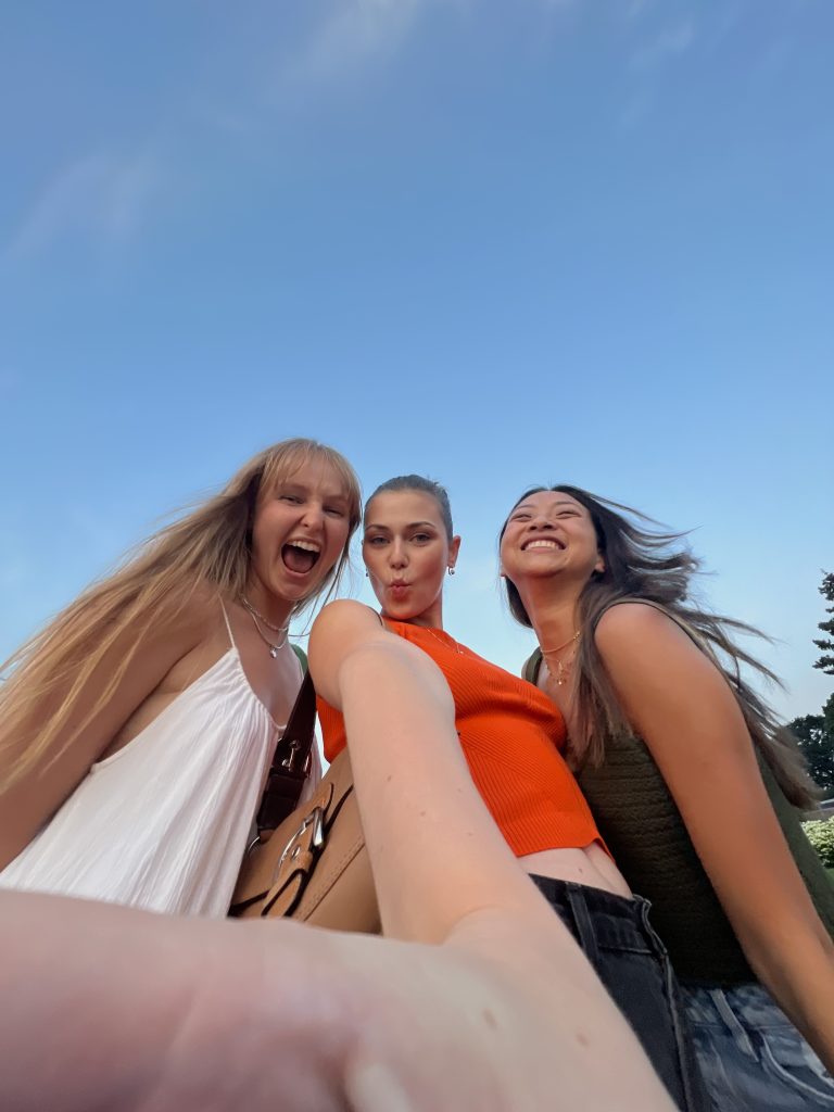 female friendship